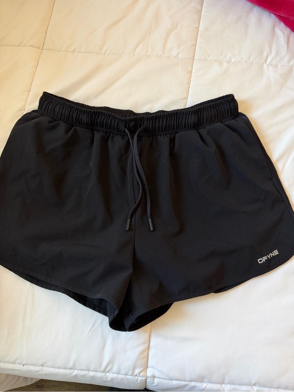Dfyne Women's Athletic Shorts L